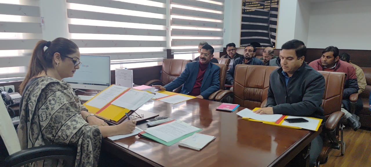 'J&K KVIB Chairperson chairs district officers' review meeting'