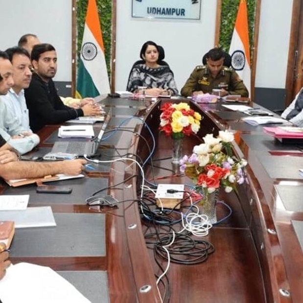 DC Udhampur emphasizes need of inter-departmental coordination