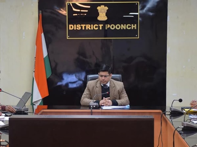 DC Poonch reviews execution of Water Conservation projects 