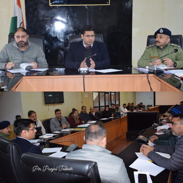 DC Poonch empowers Tehsildars & heads of educational institutions to impose fines on shopkeepers selling tobacco products 