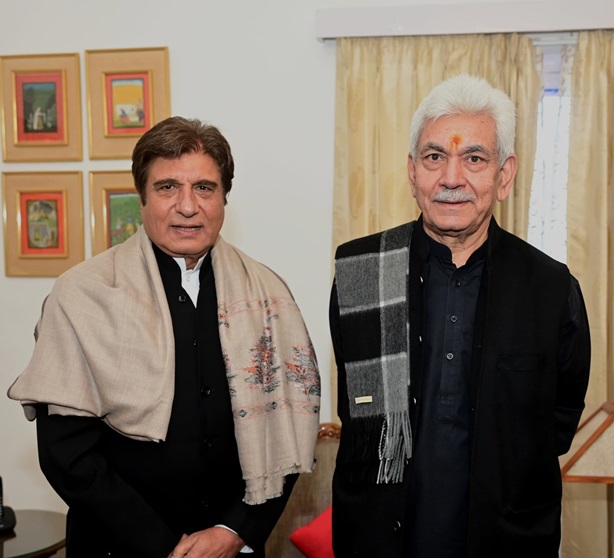 Raj Babbar, prominent film actor & former Member of Parliament calls on LG Manoj Sinha