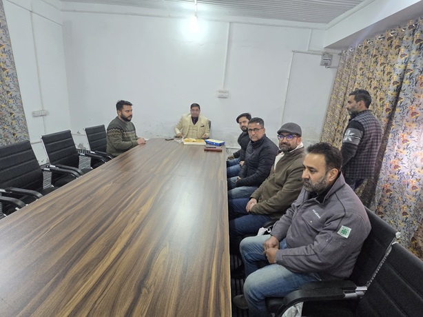 DC Kishtwar emphasizes importance of modern infrastructure in improving administrative efficiency 