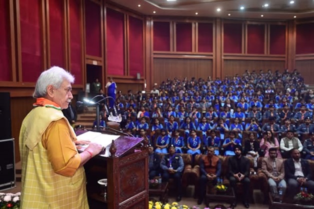 J&K Bharat Scouts & Guides are doing commendable work in fostering spirit of national integration : LG Manoj Sinha