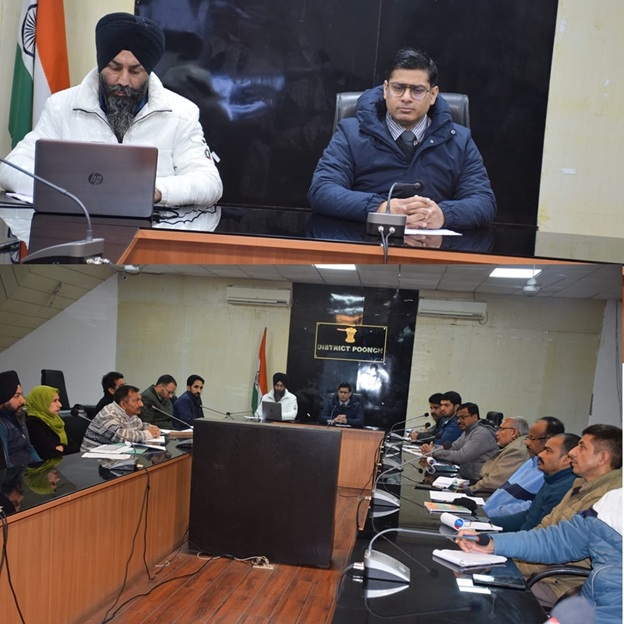 DC Poonch reviews PM Gati Shakti implementation, formulation of Master Plan 