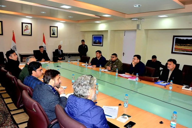 CM Omar Abdullah directs DCs to set up district control rooms to promptly address grievances 