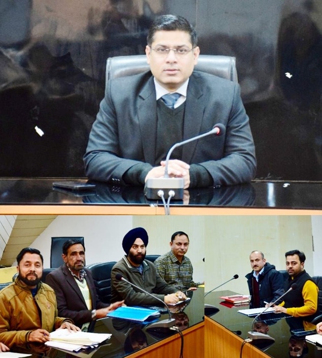 DC Poonch  emphasizes on spreading mass awareness for maximizing coverage for unemployed youth