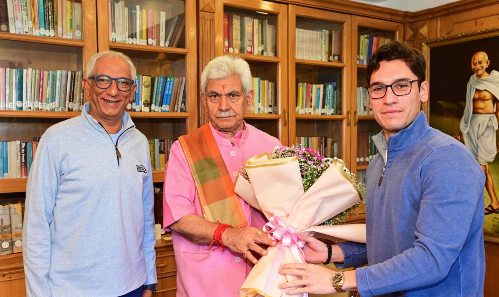 Founder & Chairman, Legends League Cricket calls on Lieutenant Governor 