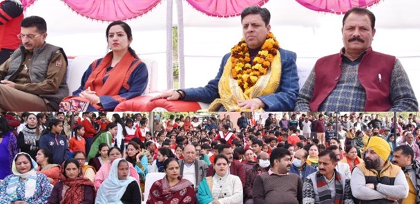 Sanjeev Verma issues directions in Udhampur