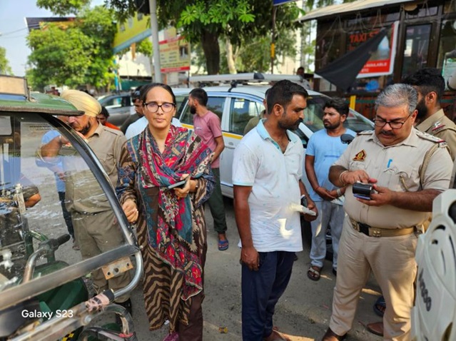 Under Rehana, MVD Jammu takes strict action against traffic violators, imposes Rs 126000 fine 