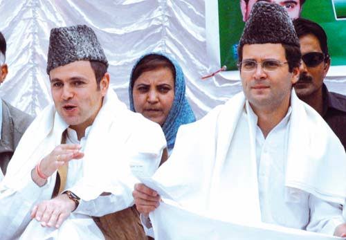 Rahul Gandhi enjoys Ice cream in Srinagar;to meet Omar Abdullah over Alliance