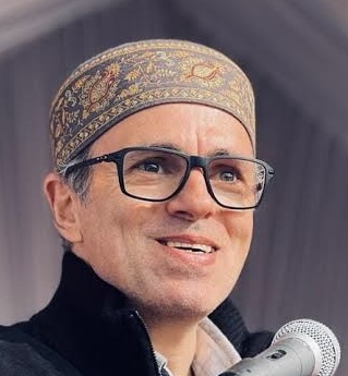 Man who cheated Jammu , NC & me for 25 years , How can you trust him : Omar Abdullah on Devender Rana