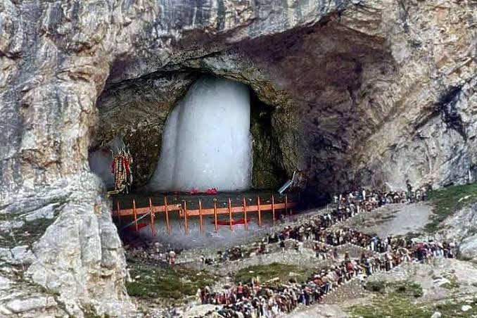 Bids invited for preparing DPRs for setting up Ropeway to holy  Amarnath Cave Shrine 