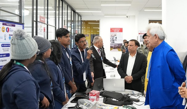 LG J&K addresses young innovators participating in ‘Smart India Hackathon 2024 - Hardware Edition’