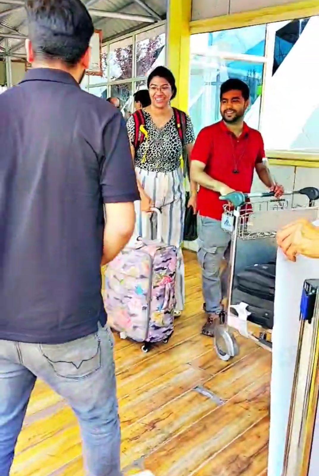 ICLS 2022 batch Officer Trainees reach Srinagar as part of their Bharat Darshan