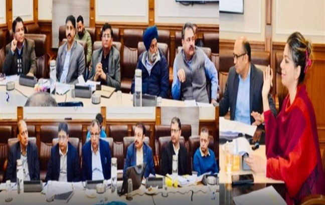 Yasha Mudgal reviews wayside amenities along major highways in J&K