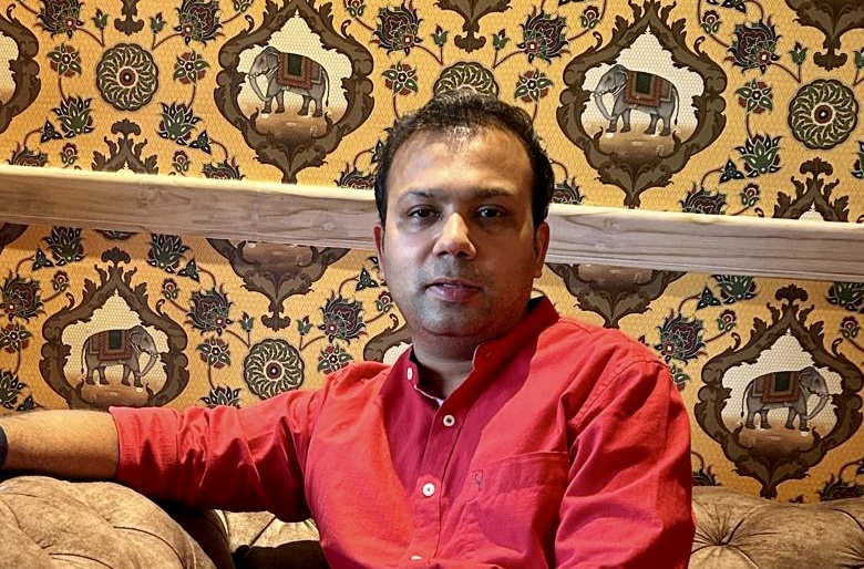 J&K: Editor Cross Town News Rahil Gupta to donate State Award money 