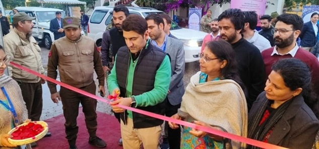 J&K: Secretary RDD inaugurates 10-day SARAS Aajeevika Mela