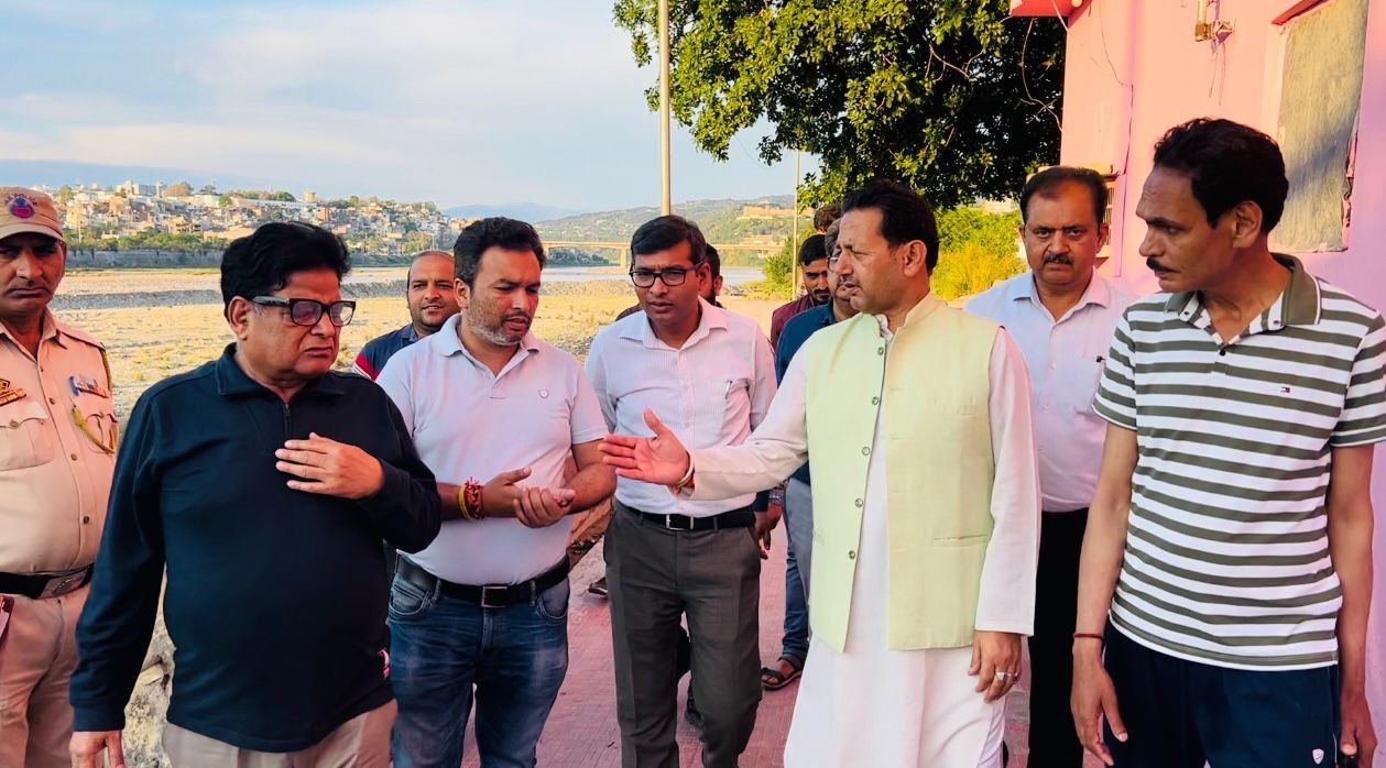 Deputy Mayor Jammu visits Artificial lake site Cross Town News, a