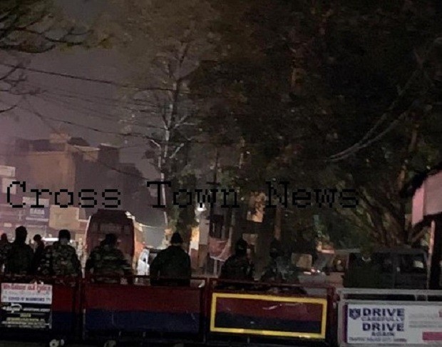 District Administration Jammu carries out late night  demolition drive in Gol Market Jammu ; Shops demolished