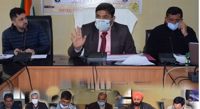 Take strict action against those officials, who create hurdles: DC Poonch